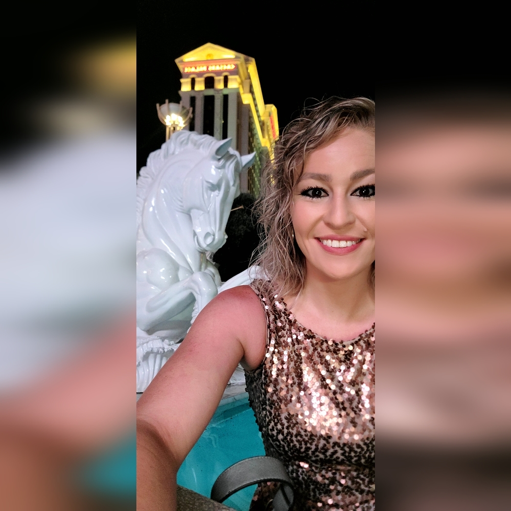 Meet your Posher, Kayla